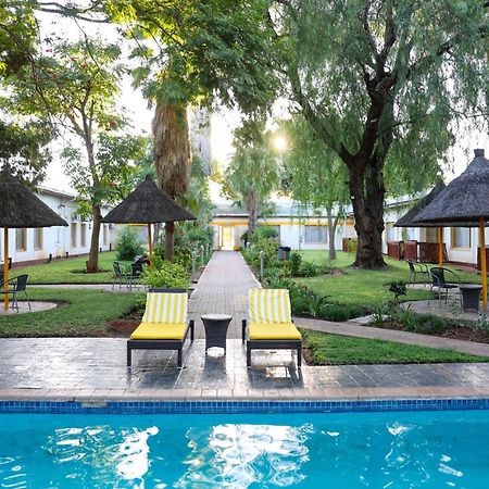 Cresta Botsalo Hotel Palapye Esterno foto