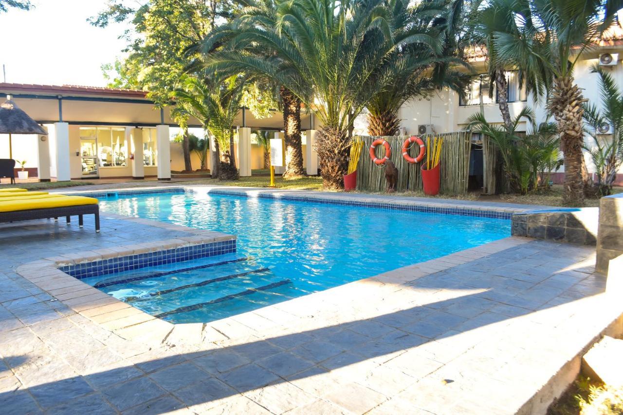 Cresta Botsalo Hotel Palapye Esterno foto