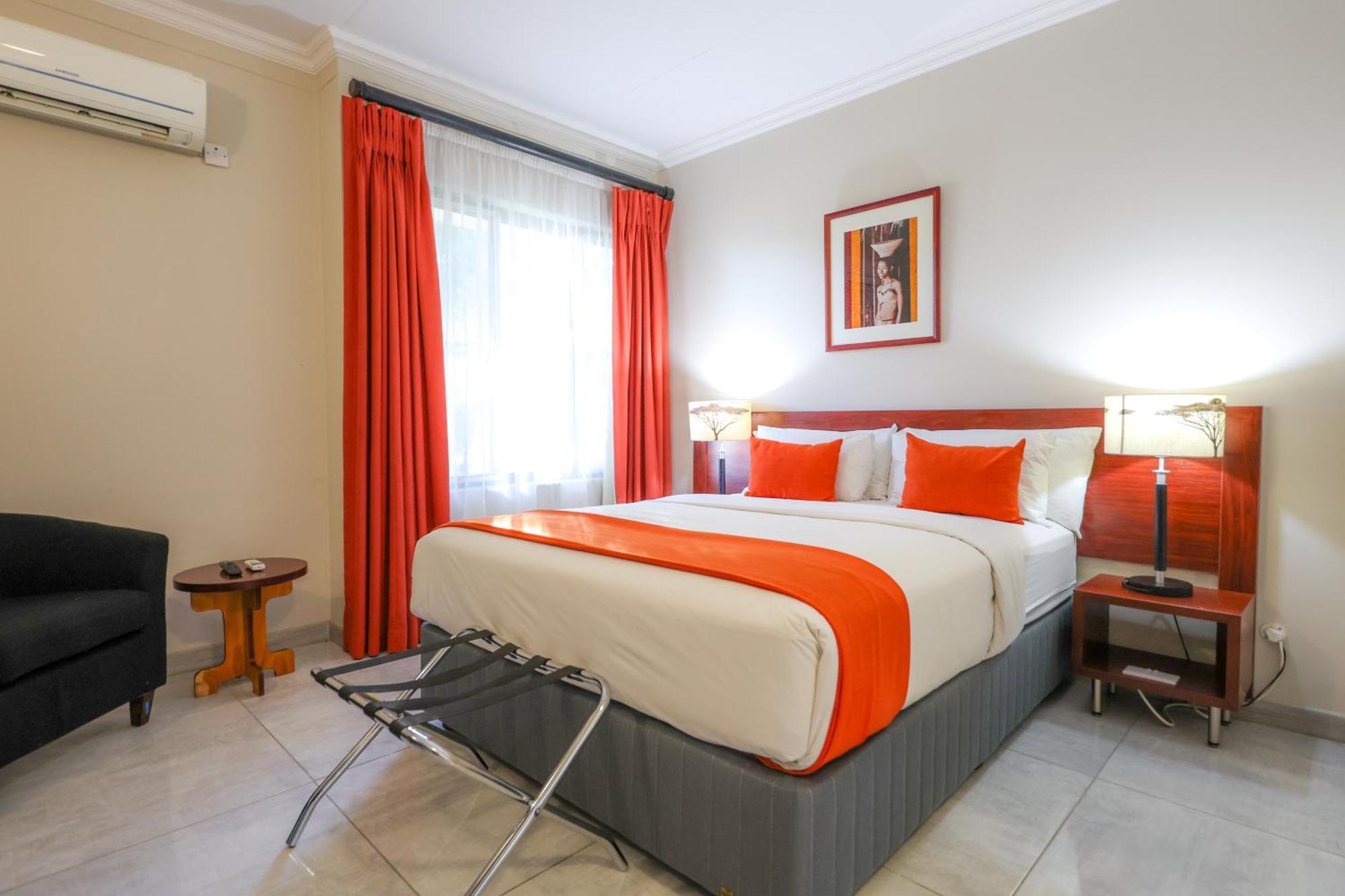 Cresta Botsalo Hotel Palapye Esterno foto