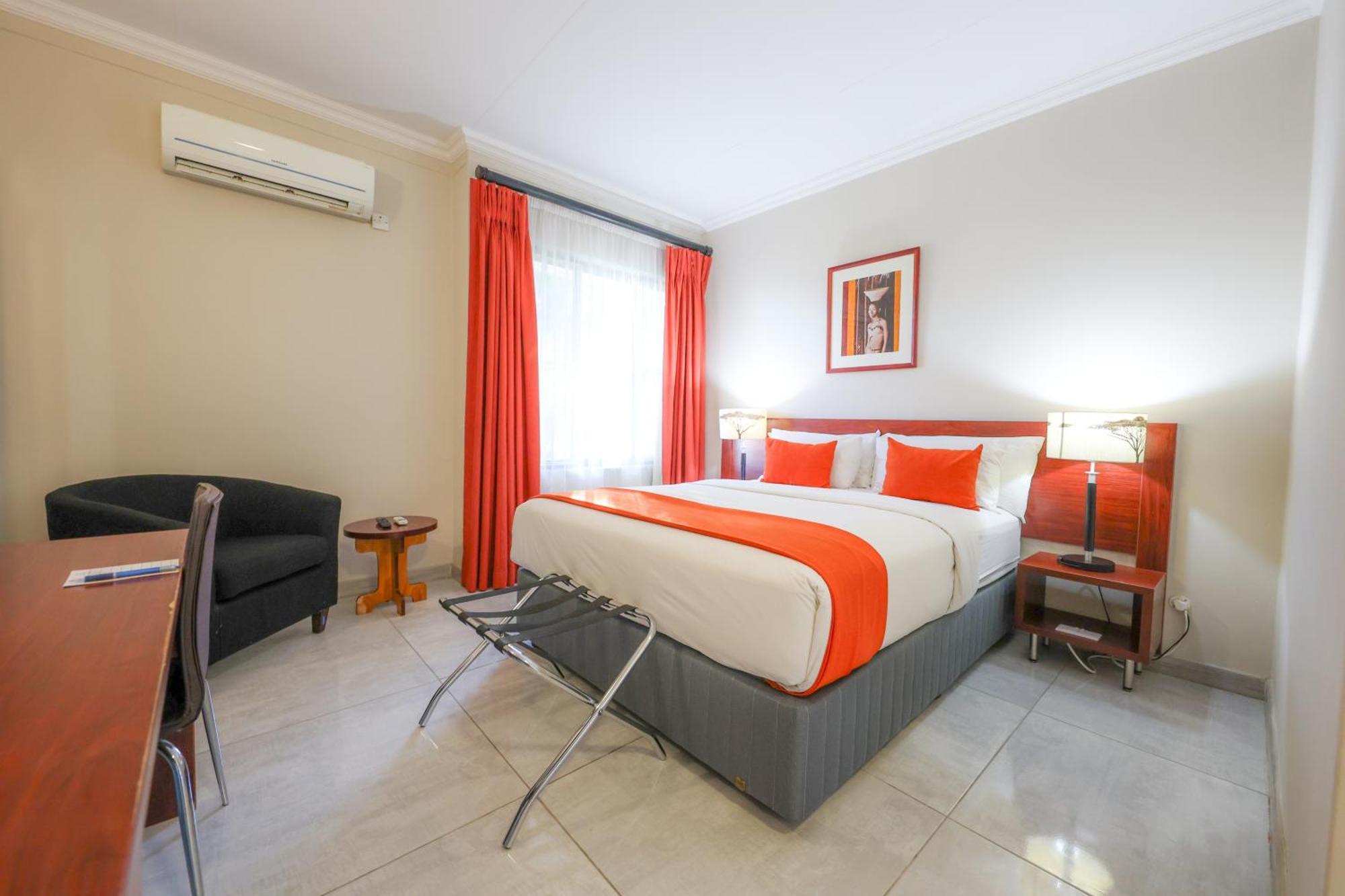 Cresta Botsalo Hotel Palapye Esterno foto