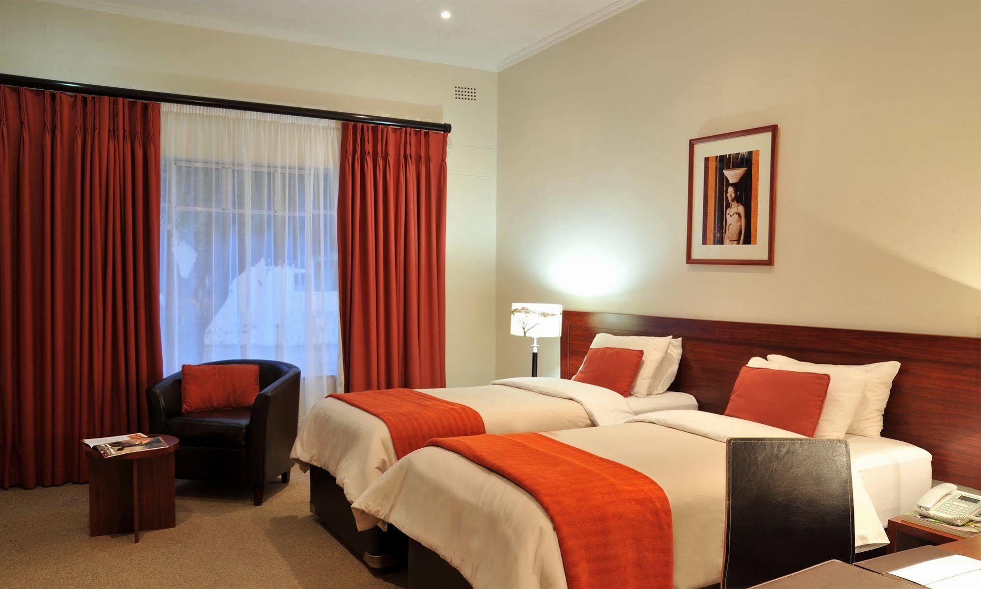 Cresta Botsalo Hotel Palapye Esterno foto