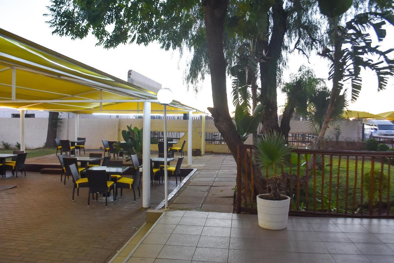 Cresta Botsalo Hotel Palapye Esterno foto